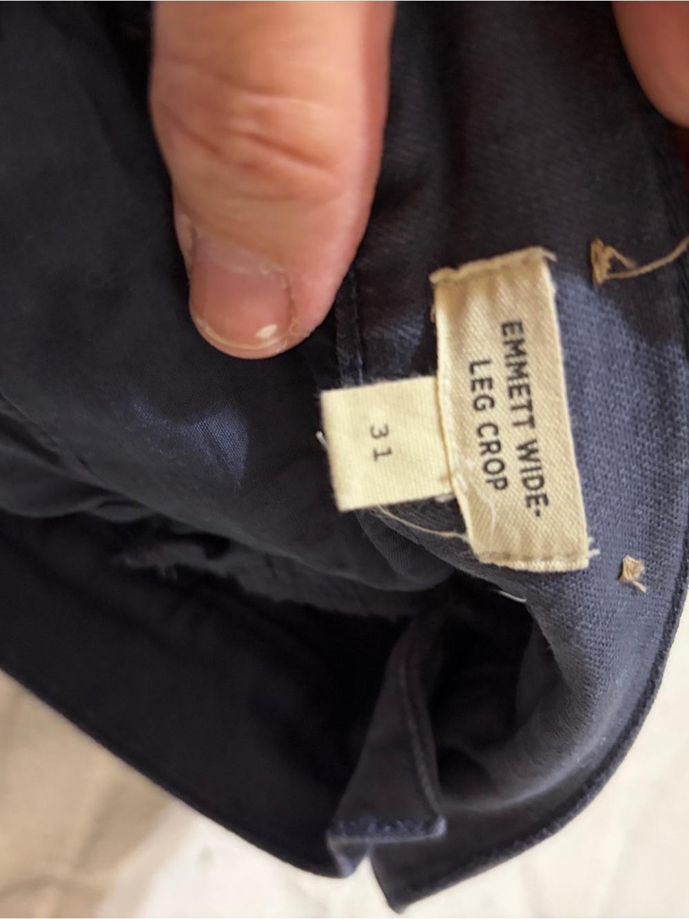 Great condition size 31 Madewell Emmett Wide Leg Crop Navy High-Rise Pants. - Picture 11 of 15